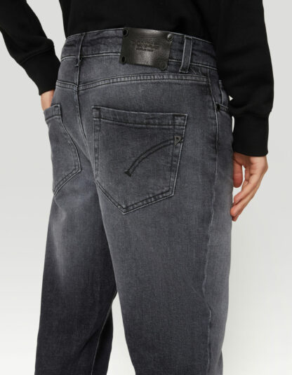 Dondup - czarne luźne jeansy zapinane na guziki