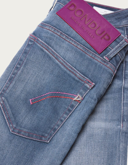 Dondup – proste jeansy slim fit z przetarciami