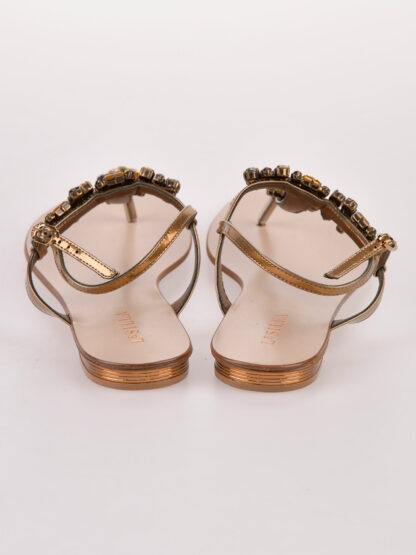 Le Silla – sandały zdobione kryształkami 