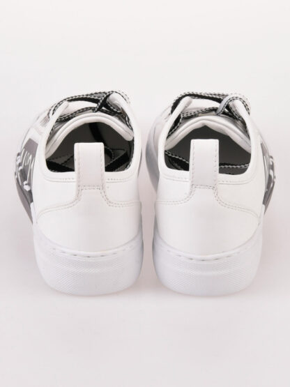 No 21 - niskie białe sneakersy