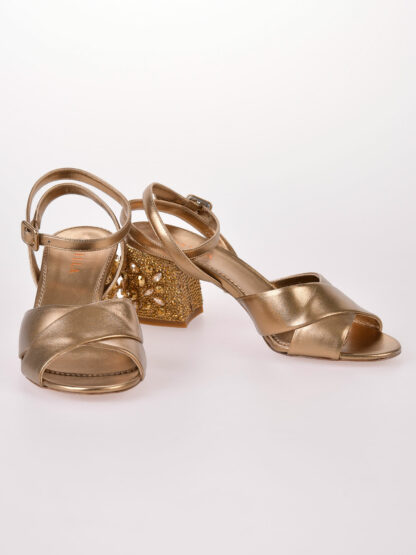Le Silla - złote sandały na słupku