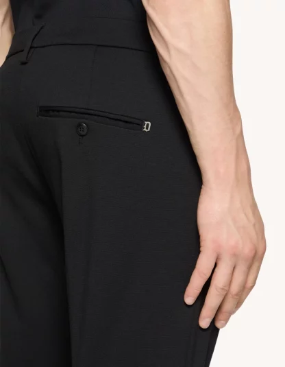 Dondup – czarne spodnie chino